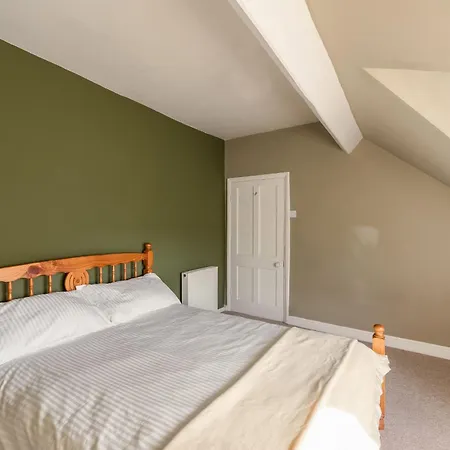 Nyaraló West End - Beautiful Town House In North Yorkshire Market Town - Sleeping 10 *