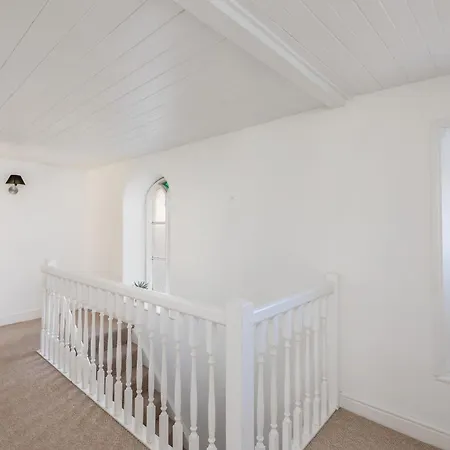 West End - Beautiful Town House In North Yorkshire Market Town - Sleeping 10 Hébergement de vacances
